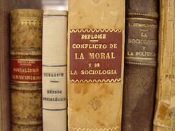 004-biblioteca_economica_carandell.JPG