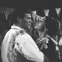 Francisco Rabal amb Núria Espert en el film María Rosa (1965), dirigit per Armando Moreno. Biblioteca Virtual Miguel de Cervantes. Archivo Francisco Rabal. 